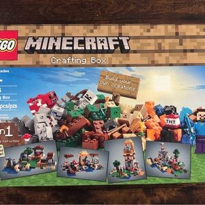 LEGO Minecraft Crafting Box 21116 Brand NEW Retired Product Factory Sealed